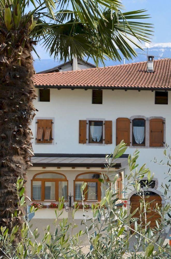 Pietra Rara Apartments Pietramurata Exterior photo